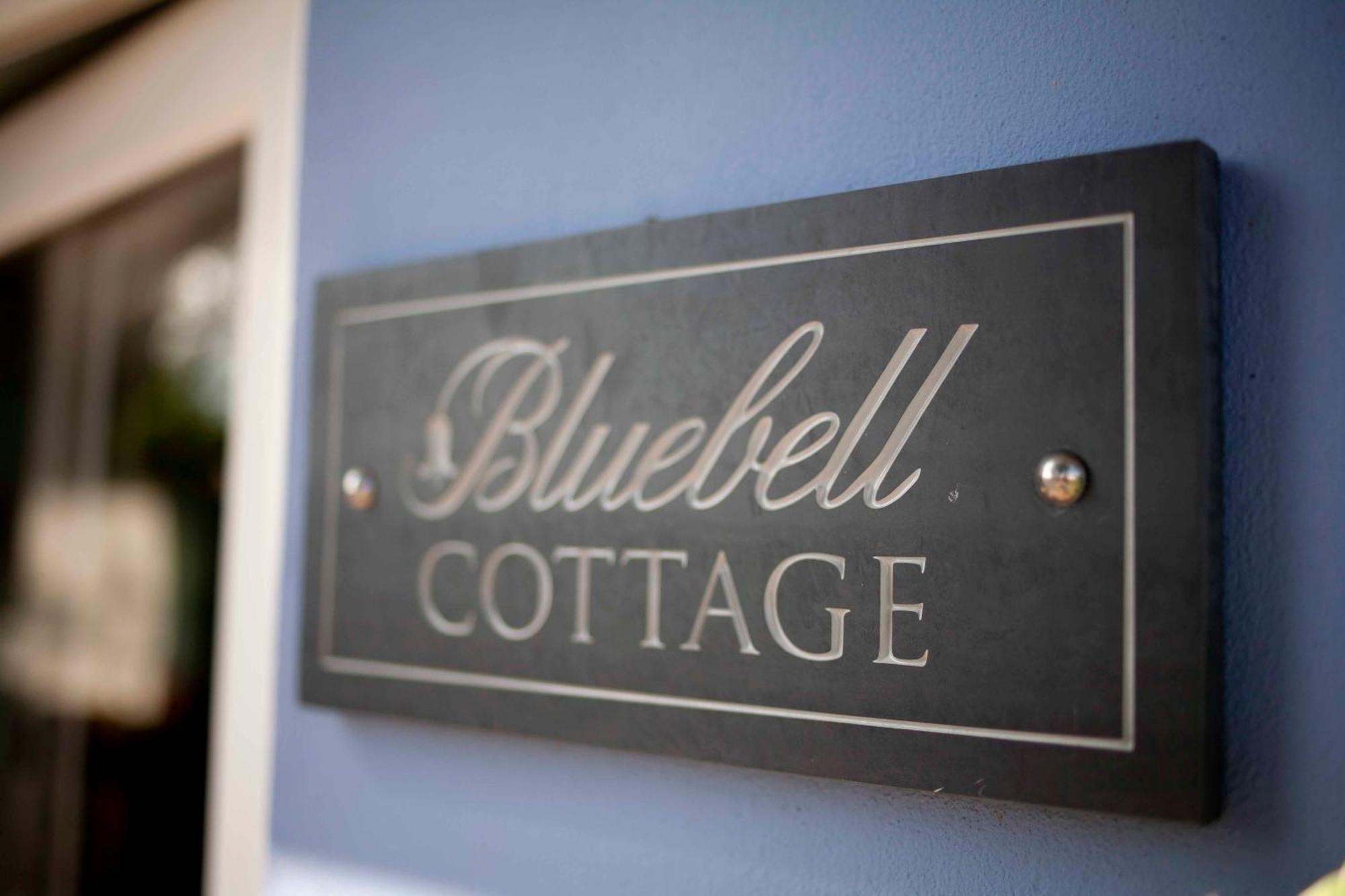 Апартаменты Bronllys Farm Coastal Self-Catering Лланелли Экстерьер фото